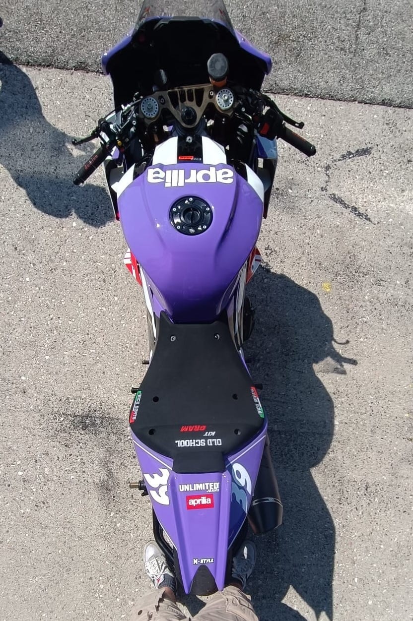 Aprilia All Stars: Alex Gramigni sfila con la evocativa "KitGram"