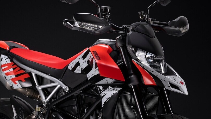 Ducati Hypermotard 950 2023: gusto street art per la nuova livrea