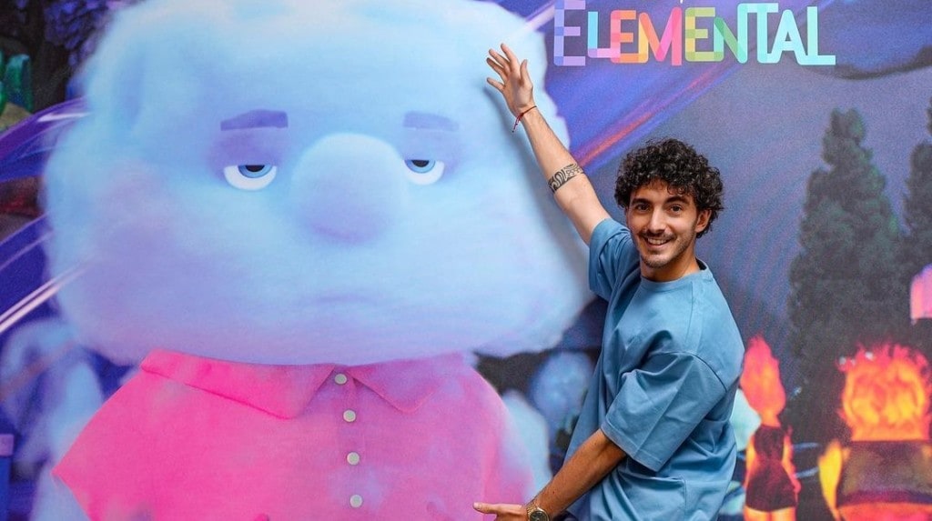 Pecco Bagnaia, da pilota a doppiatore: eccolo nel nuovo film Disney-Pixar