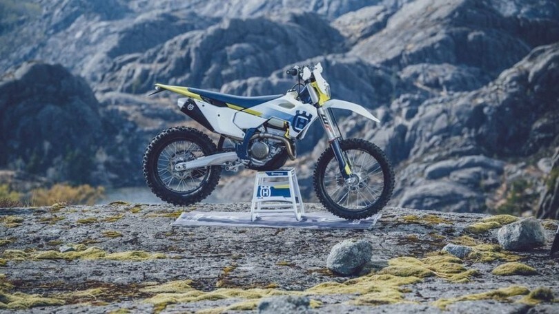 Husqvarna, aggiornamenti per le enduro: nuove TE ed EF 2024