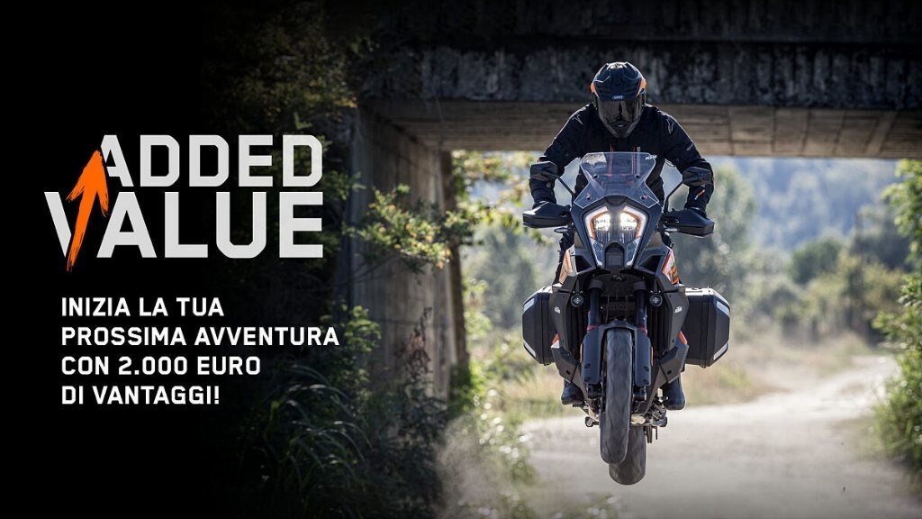 KTM, arriva la promo per Super Duke e Super Adventure