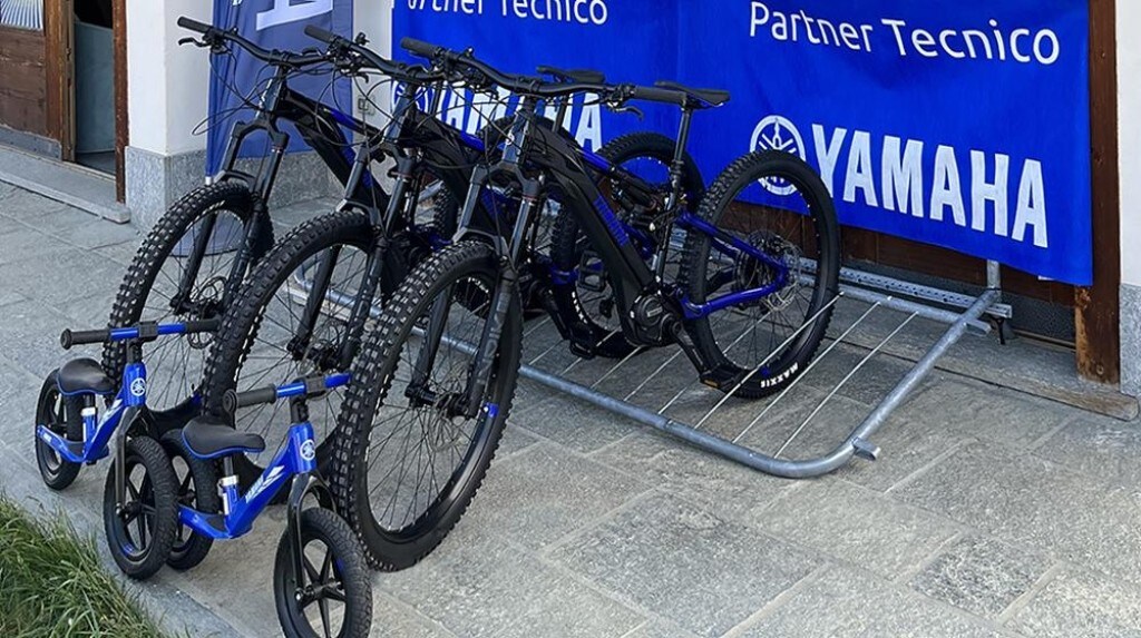 Yamaha e Giorgio Rocca, a Livigno e Saint Moritz in sella alla Moro 07