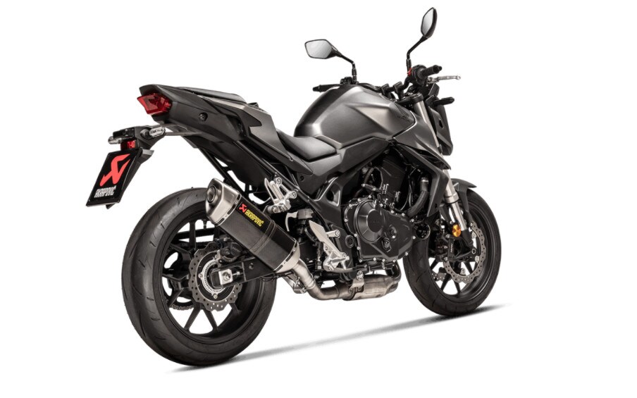 Honda CB750 Hornet, il nuovo scarico slip-on firmato Akrapovic