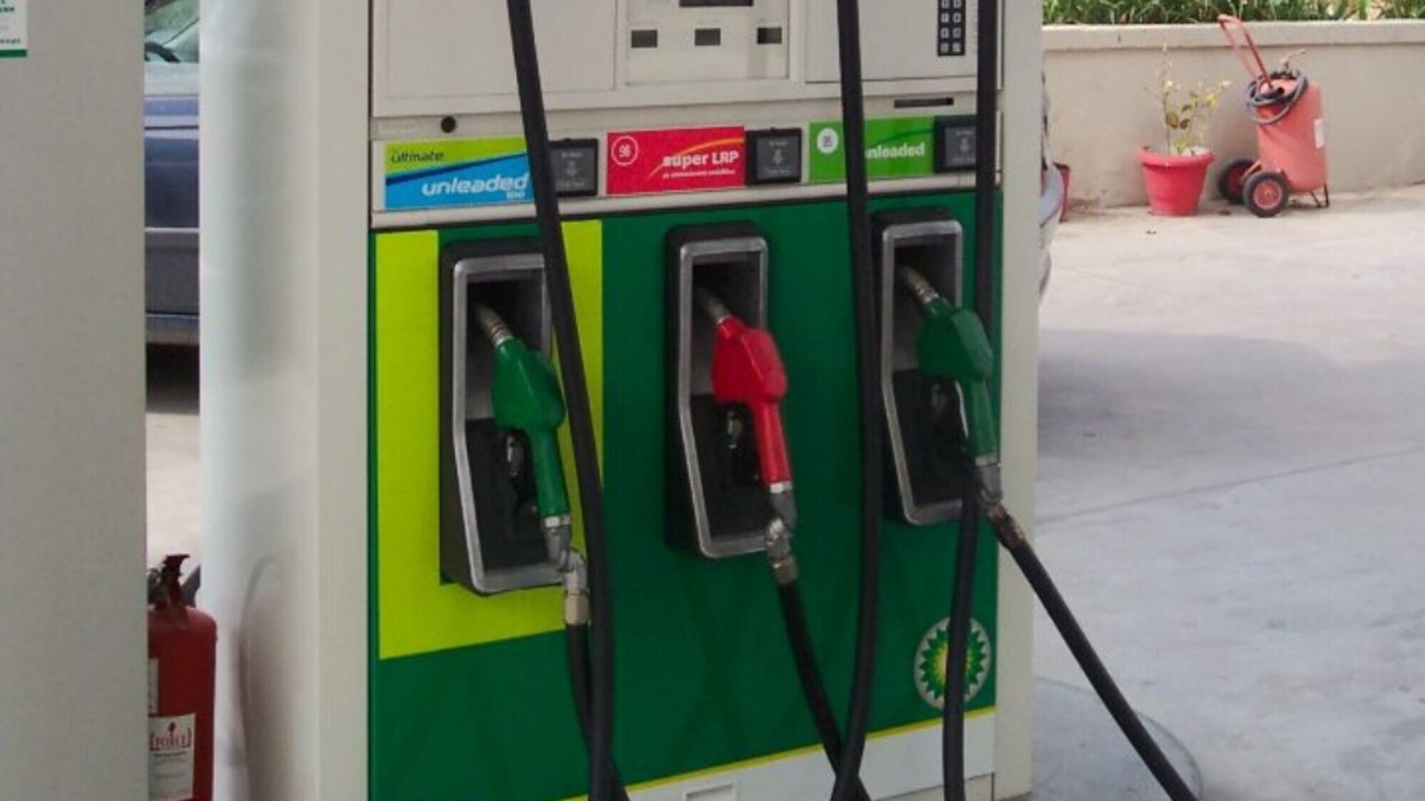 Caro carburanti, per Adolfo Urso la responsabilità è dell'Opec