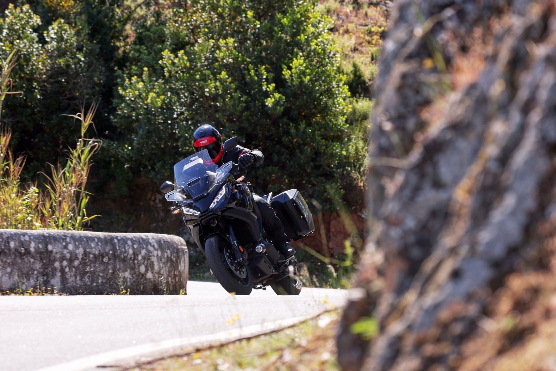 Con le Honda 1100 in Portogallo: le foto del test