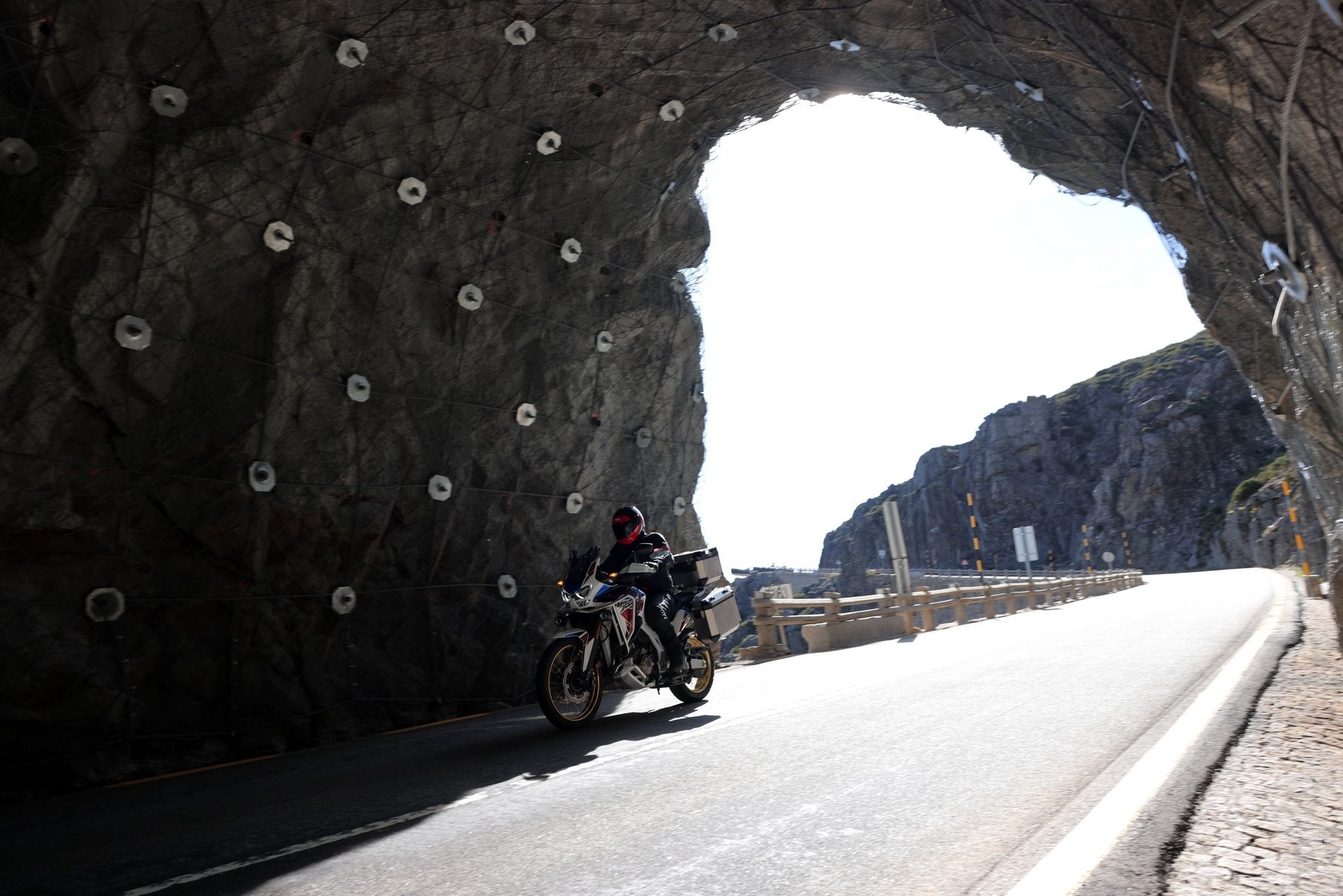 Con le Honda 1100 in Portogallo: le foto del test