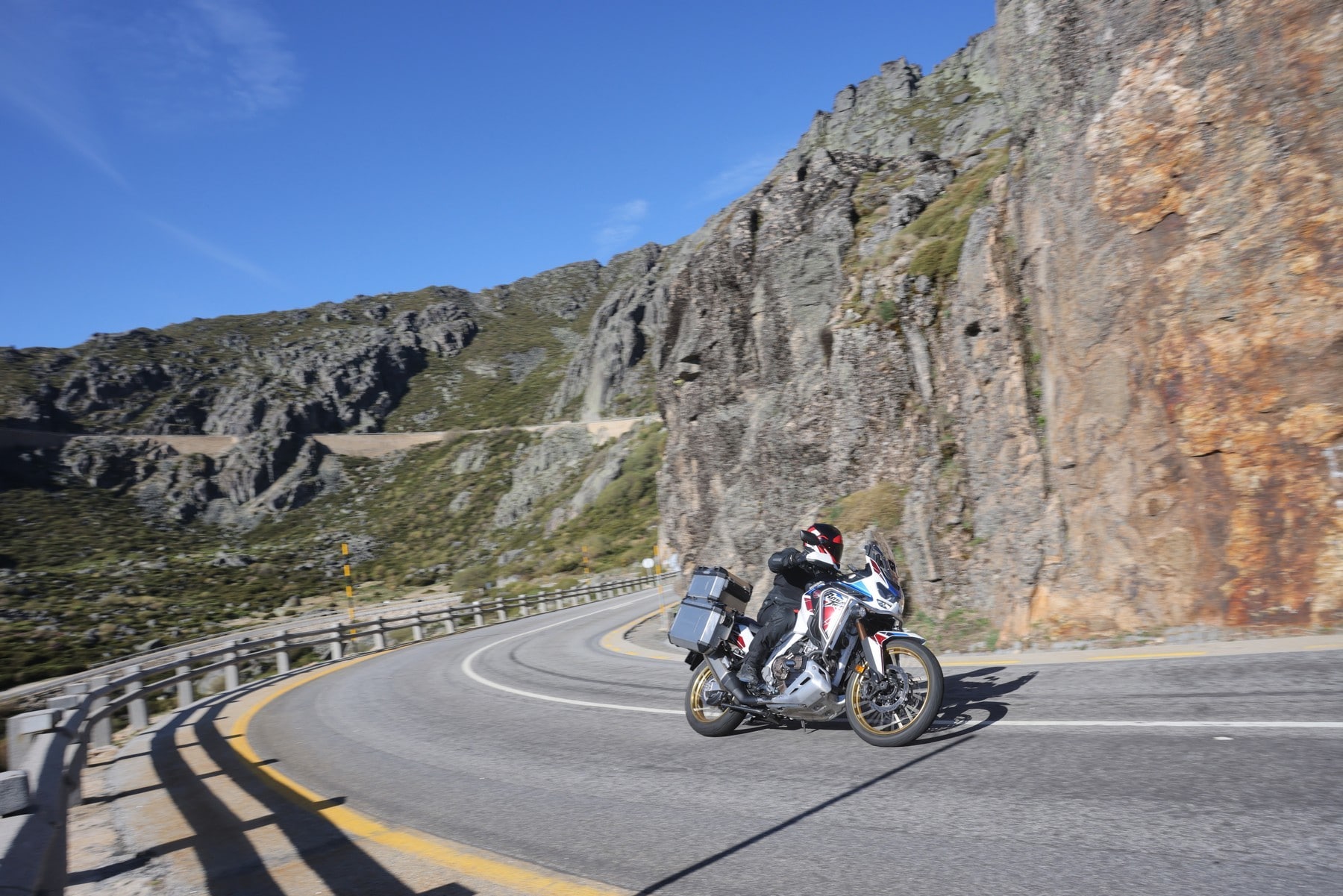 Con le Honda 1100 in Portogallo: le foto del test