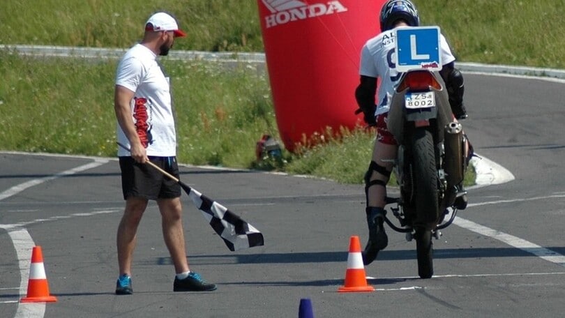 Costruire la sicurezza in moto: ecco quali sono i passi da seguire