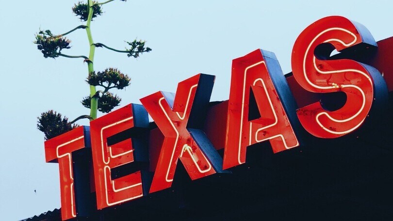 Cambi di corsia e lane filtering: in Texas sono vietati dal 1° settembre