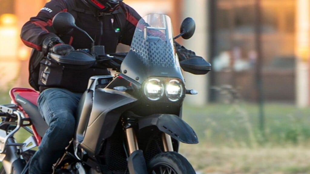 Ducat: è tempo di... Rally per la DesertX!