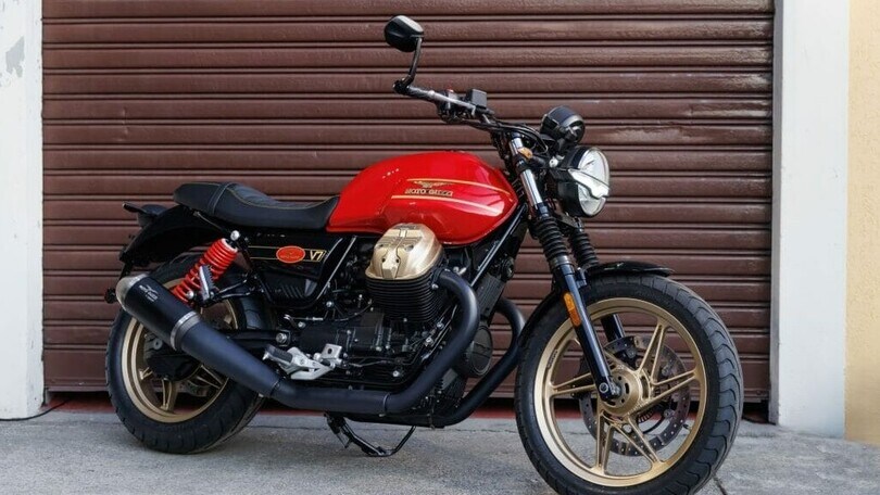 Moto Guzzi, all'asta una one-off V7 Stone 75° Oro Olimpico