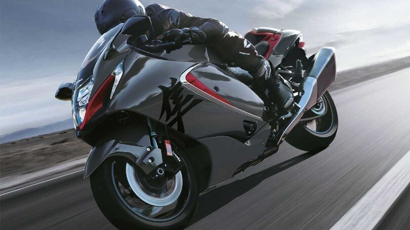 Suzuki festeggia la Hayabusa con Homecoming: 25 anni di storia