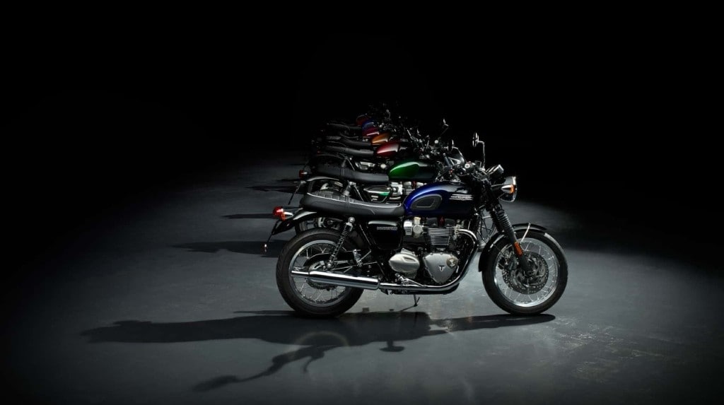 Triumph Bonneville Stealth Edition 2024: eleganza fatta a mano