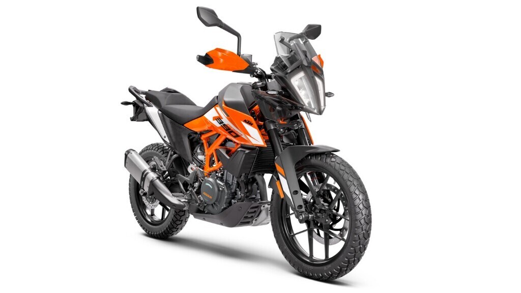 KTM, la 390 ADVENTURE 2024 si abbellisce con nuove livree