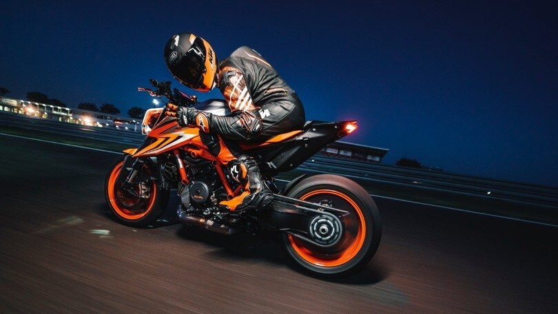 KTM: arriva la promozione “Ora o mai più” sulla 1290 Super Duke R