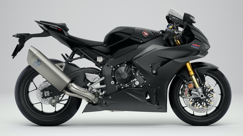 Honda CBR1000RR-R Fireblade 2024: LE FOTO