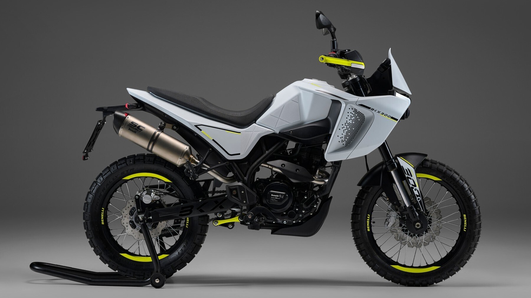 Benelli BKX 300 e 300 S: giochi senza frontiere