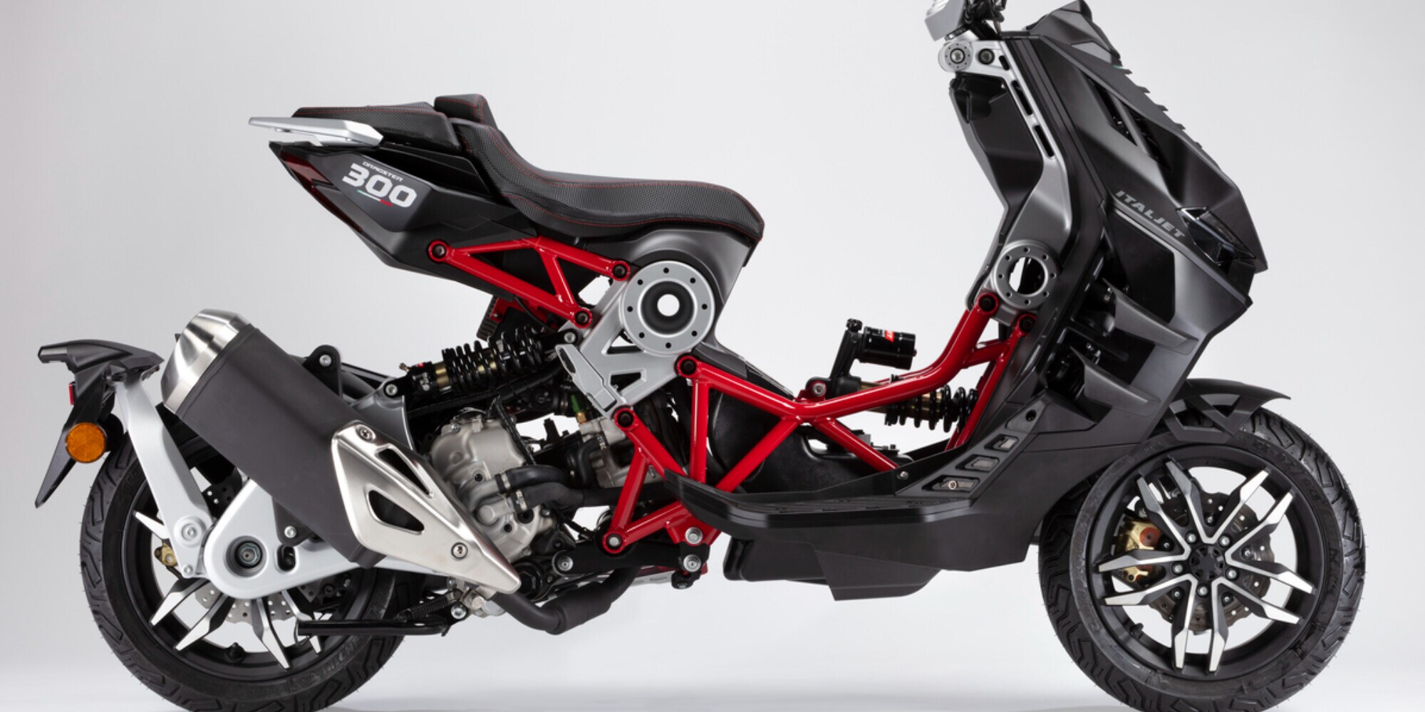 Italjet Dragster 300, a EICMA la versione definitiva