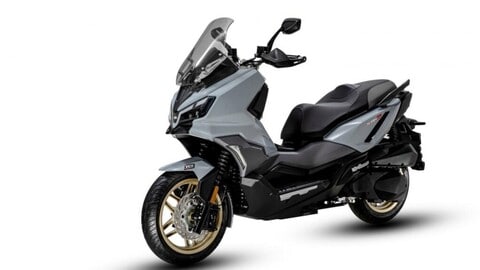 Sym ADX TG 400: LE FOTO