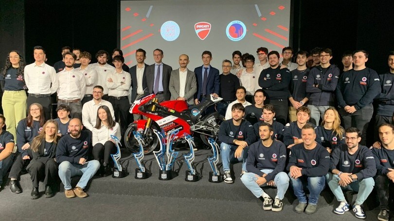 Ducati vince anche all'Università: trionfo con UniBo Motorsport nel MotoStudent 2023
