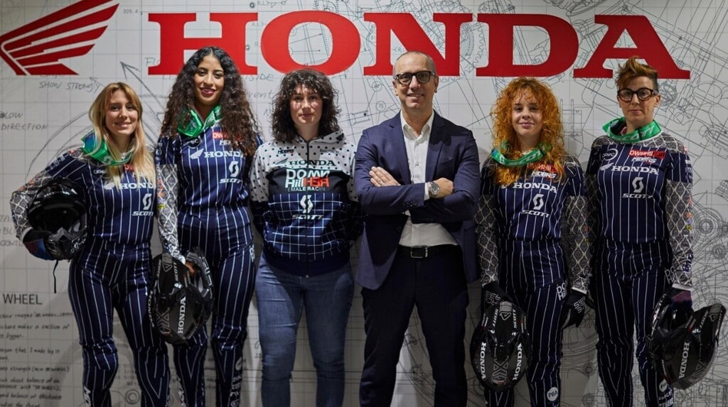 Honda: presentato il Team femminile per il Downhill 2024