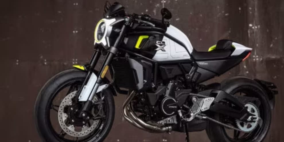 CFMoto richiama le 700 CL-Xs per un problema all'ABS