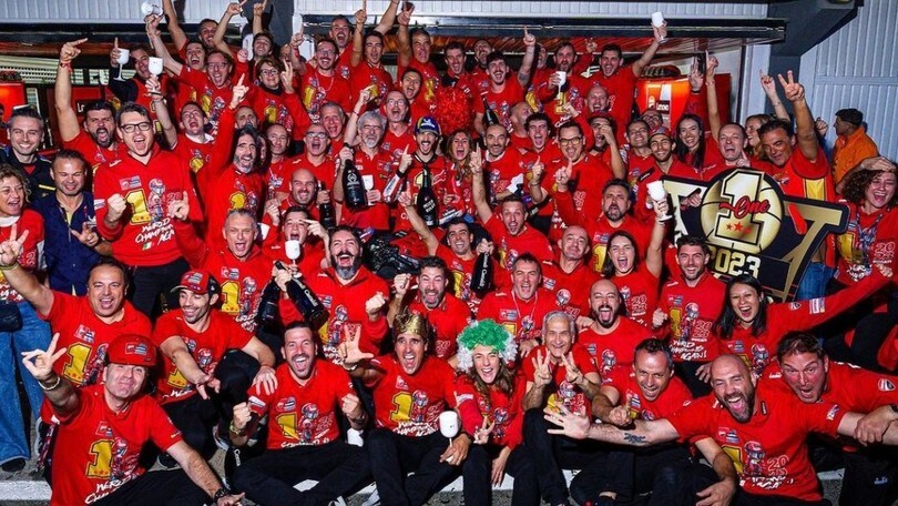 Ducati fa un regalo di Natale ai dipendenti: 500 euro in più in busta paga