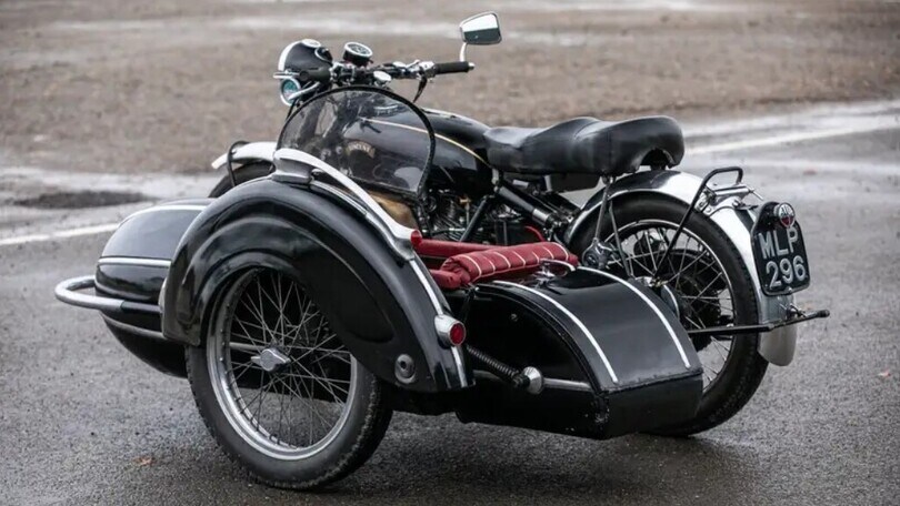 A caccia di sidecar, ma che prezzi! L'asta folle in Gran Bretagna