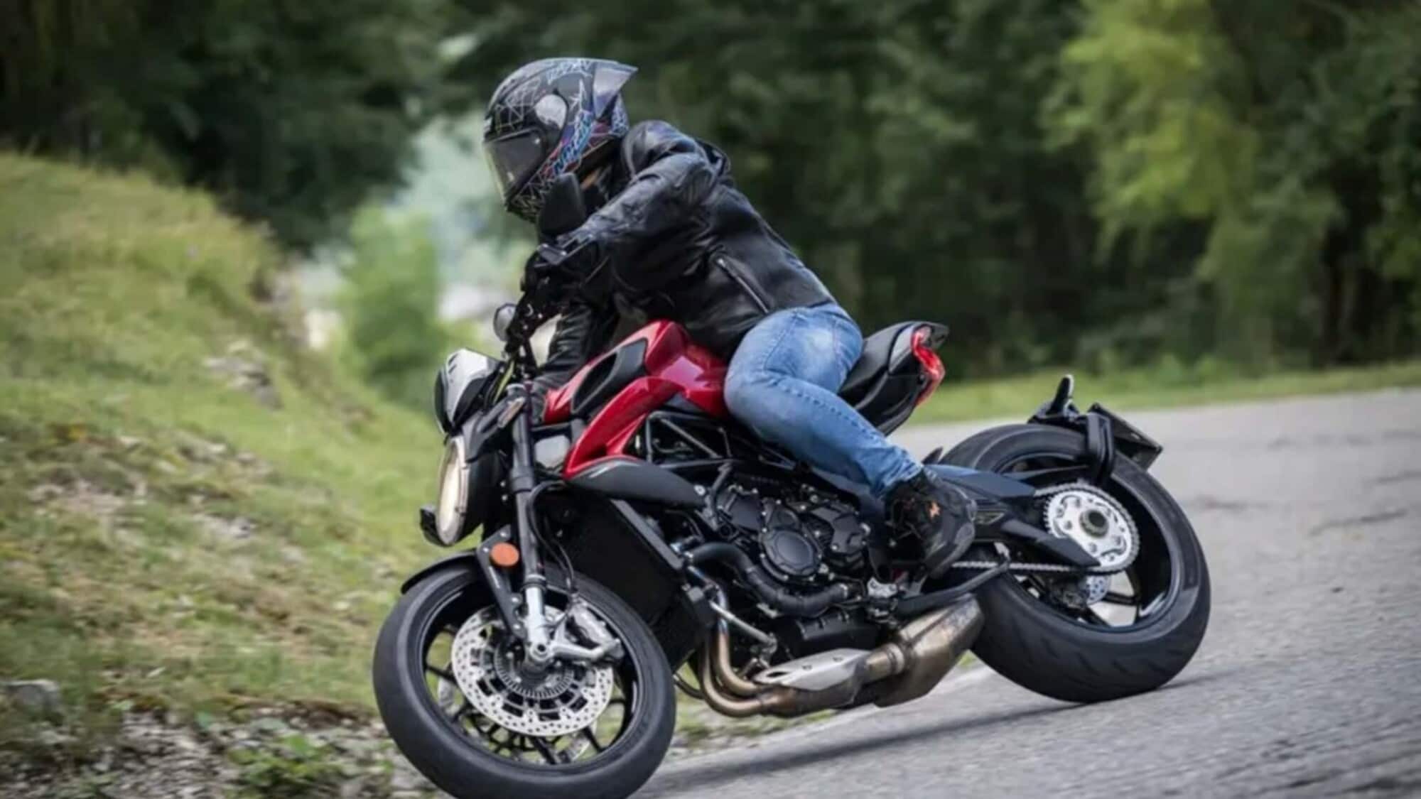 Nolan presenta il nuovo casco sportivo, l'N60-6 Sport