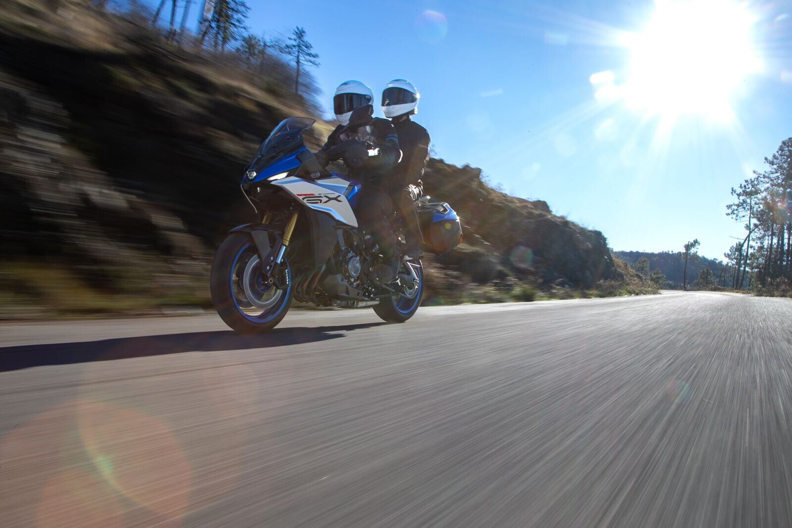 Suzuki GSX-S1000GX, arrivano la Touring e la Sport - LE FOTO