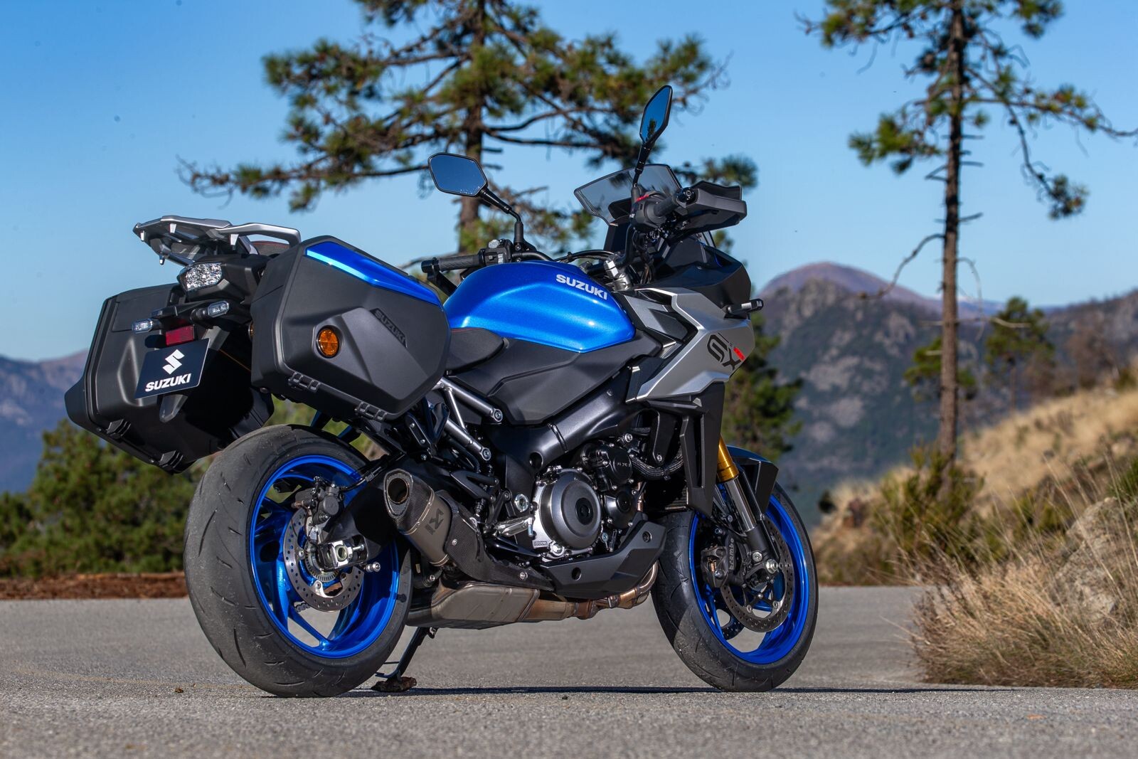 Suzuki GSX-S1000GX, arrivano la Touring e la Sport - LE FOTO