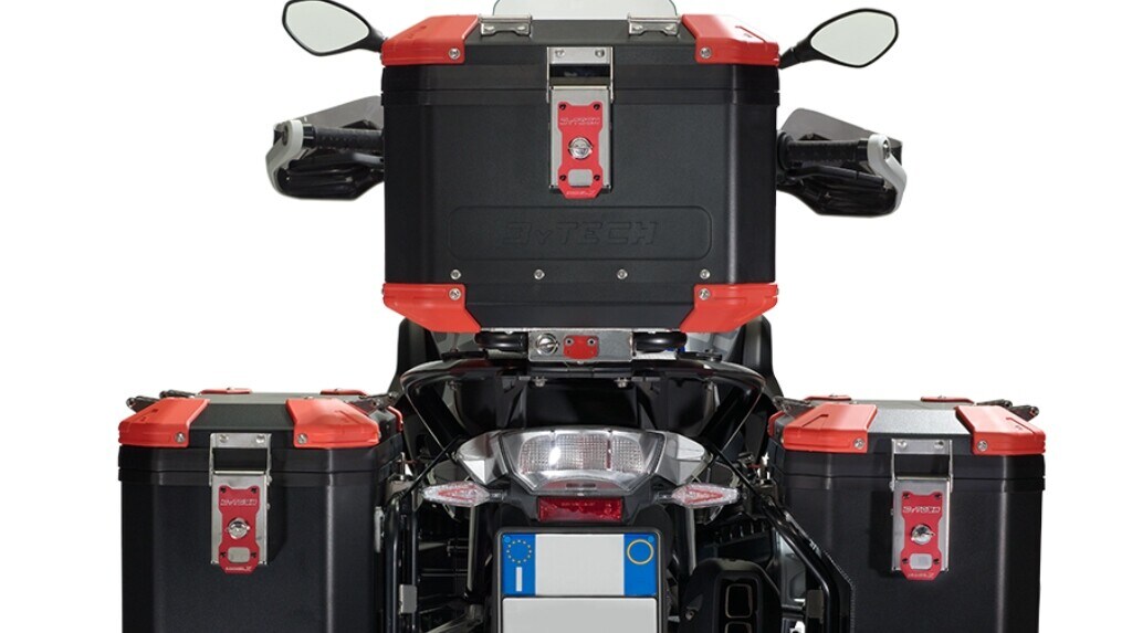 Mytech presenta la linea di valigie Model-X con angolari personalizzati
