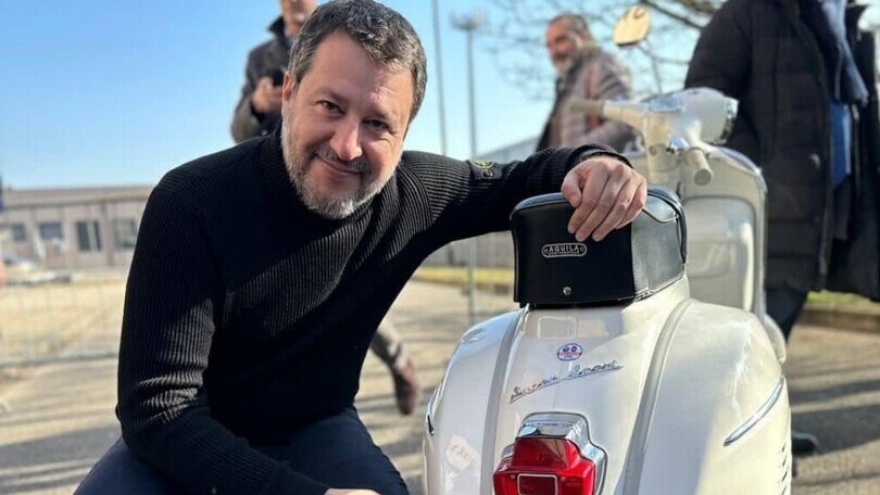 La Vespa Super Sport del '65 è la prima a ricevere la Targa storica