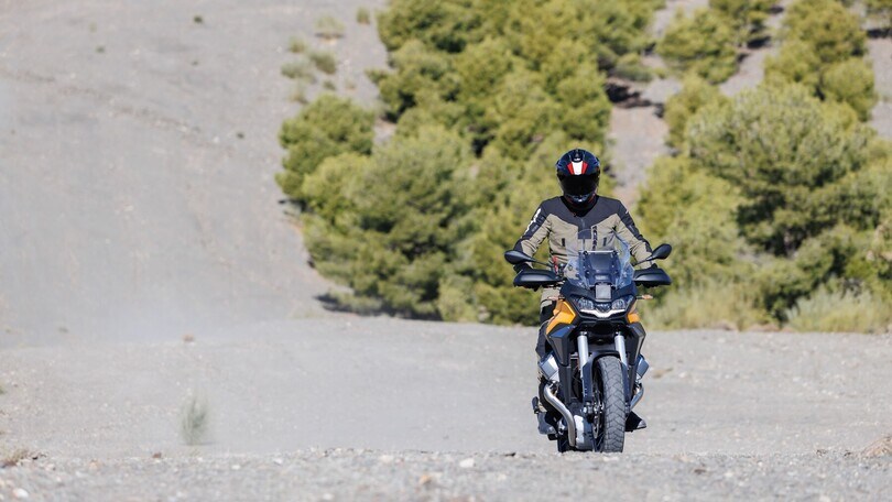 Nuova Moto Guzzi Stelvio: la gallery del test