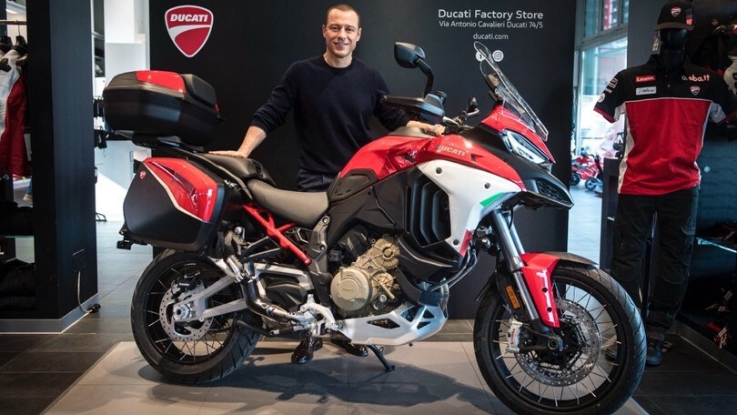 Una Ducati Multistrada V4 Rally per Stefano Accorsi