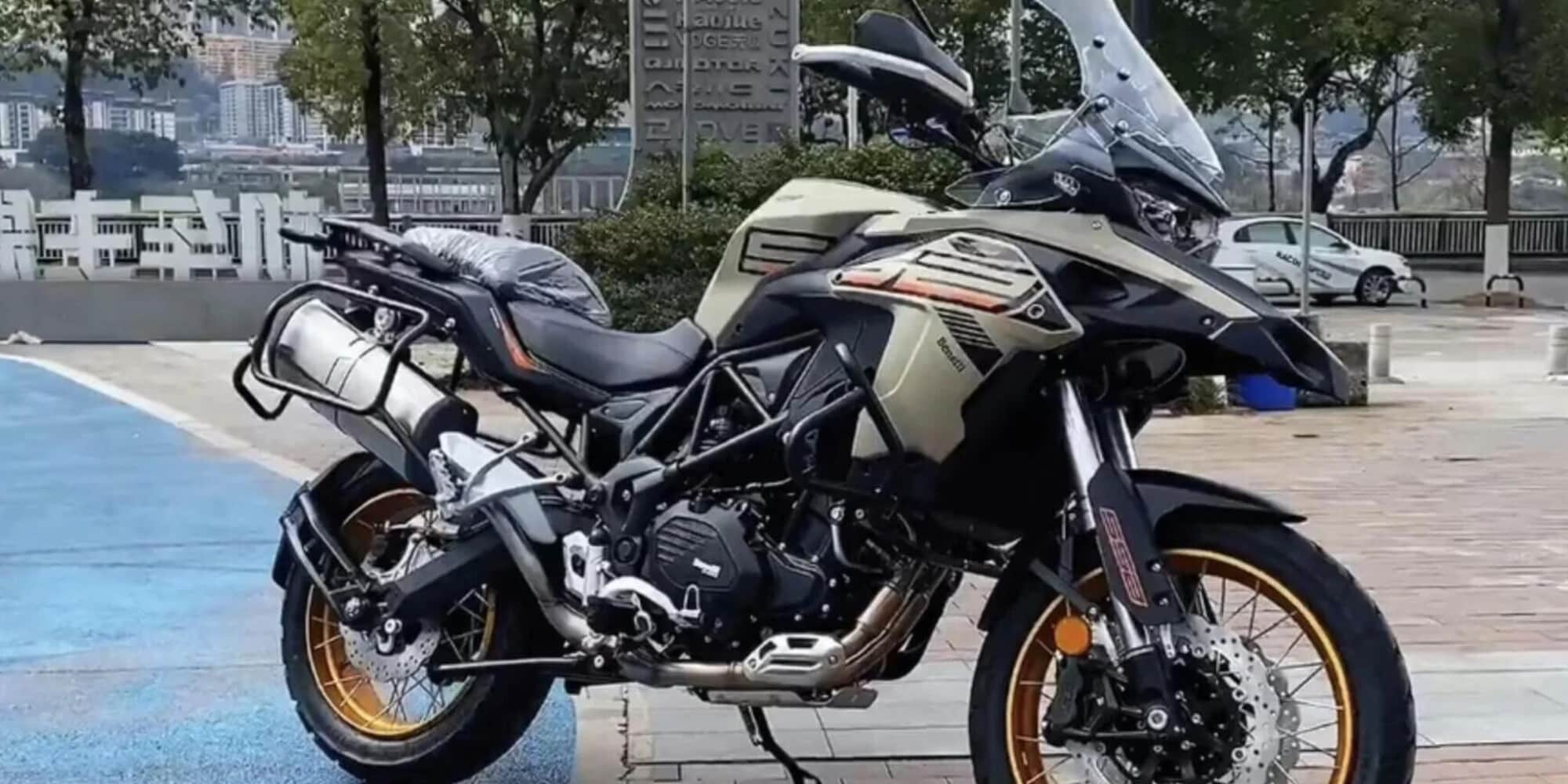 Benelli TRK 552 svelata in Cina. E in Italia?
