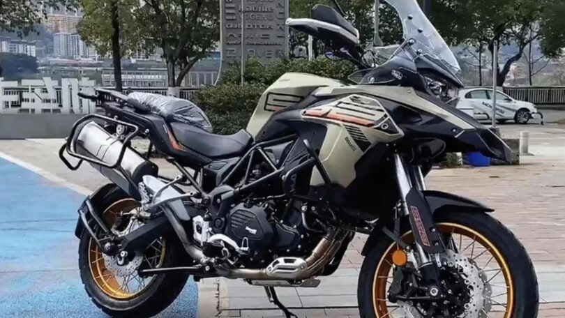 Benelli TRK 552 svelata in Cina. E in Italia?