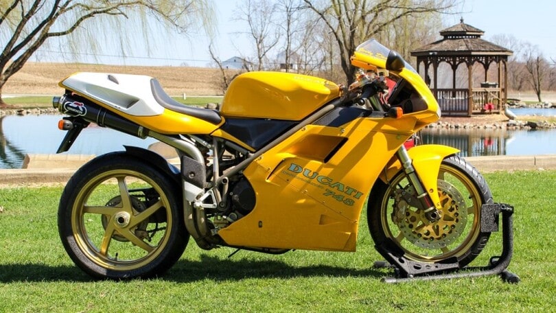 All'asta una delle sole 500 Ducati 748 SP mai prodotte