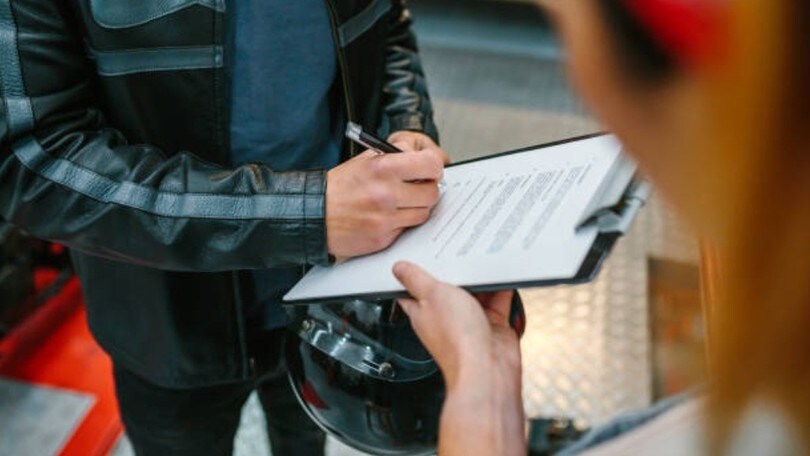 Assicurazione RC Auto, continua a crescere: il prezzo medio di febbraio