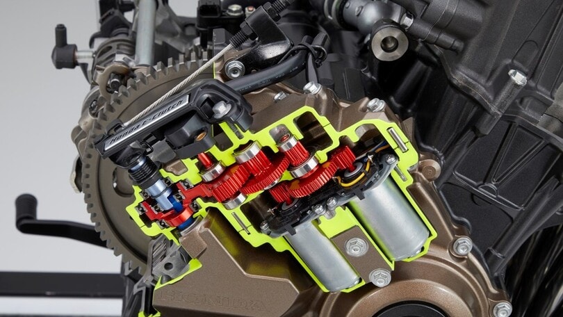 Come funziona la frizione E-Clutch di Honda? Rispondiamo alle domande
