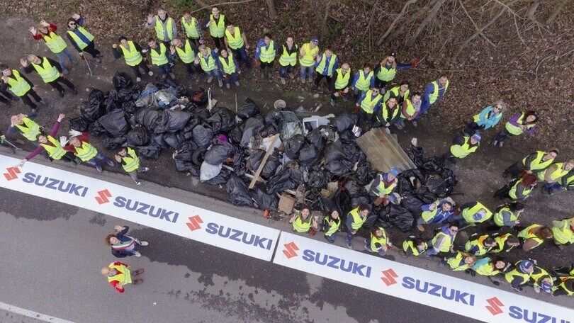 Suzuki: raccolte 1,64 tonnellate di rifiuti in appena tre ore