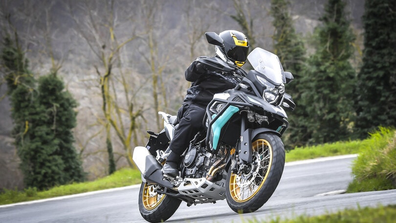 Kove 510X Adventure: le foto della "Comparativa Crossover 500"