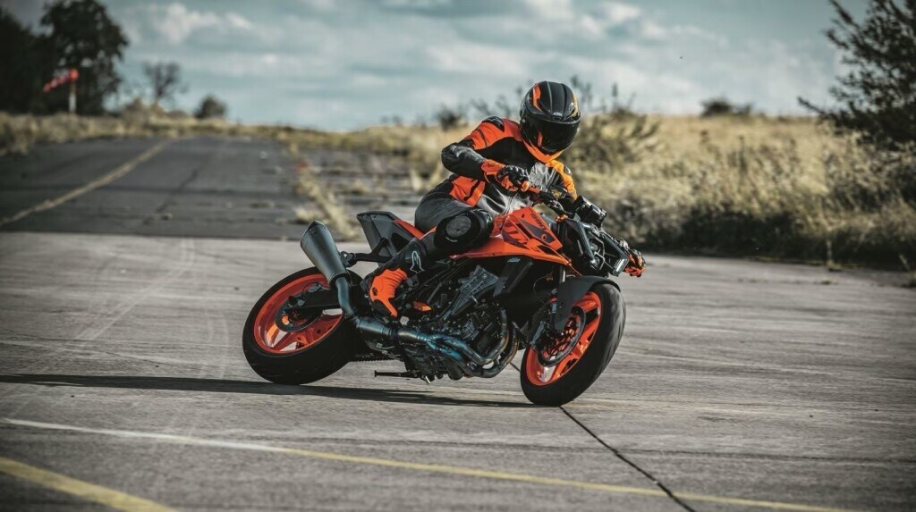 KTM, offerta "Tech e Performance" per la 990 DUKE: di cosa si tratta?