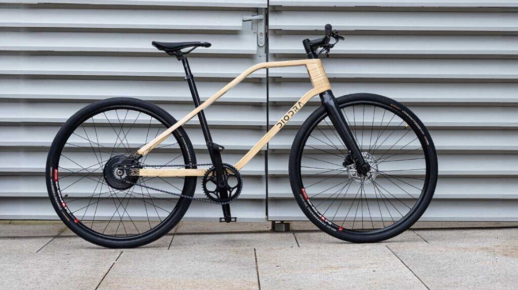 Arriva l’e-bike più leggera di sempre: com'è fatta e quanto va veloce