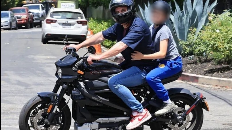 Ben Affleck in moto per non pensare alla separazione con JLo
