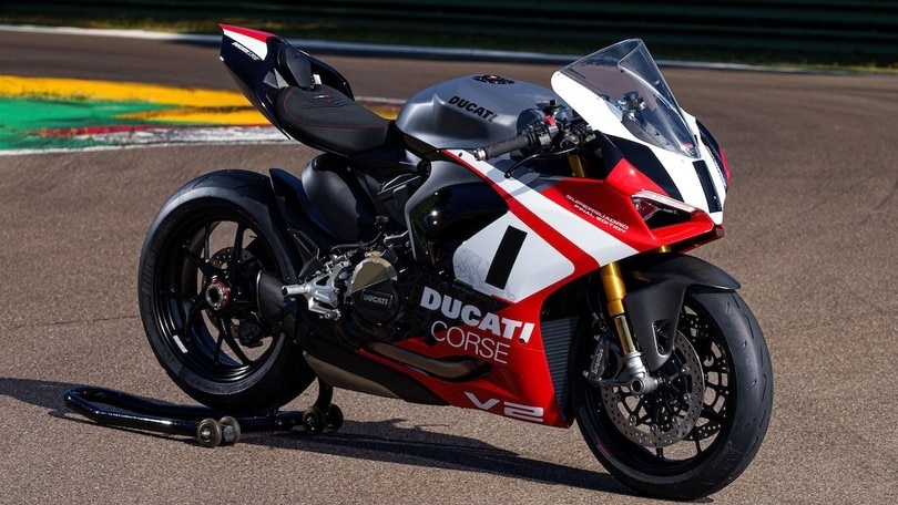 Ducati omaggia il suo bicilindrico con la Panigale V2 Superquadro Final Edition