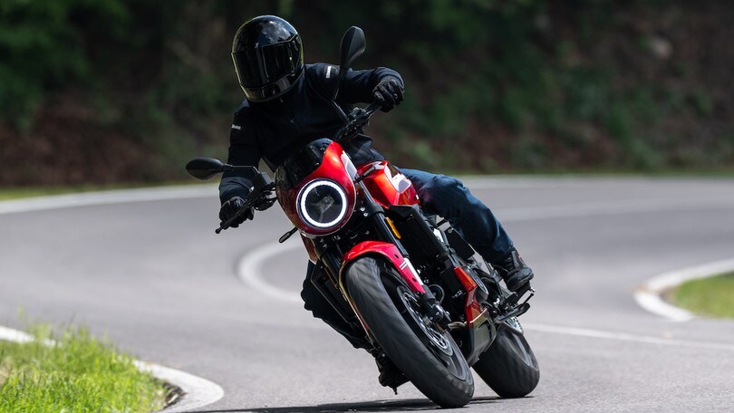 Moto Morini Seiemmezzo STR e SCR, i nuovi accessori