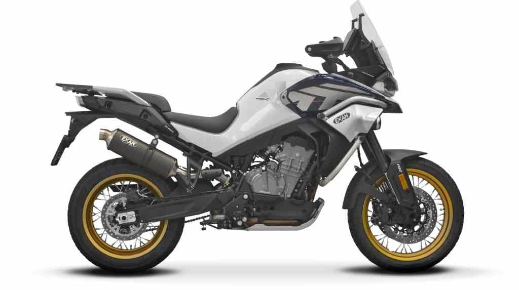 CFMOTO, tre scarichi Exan inediti per la 800MT