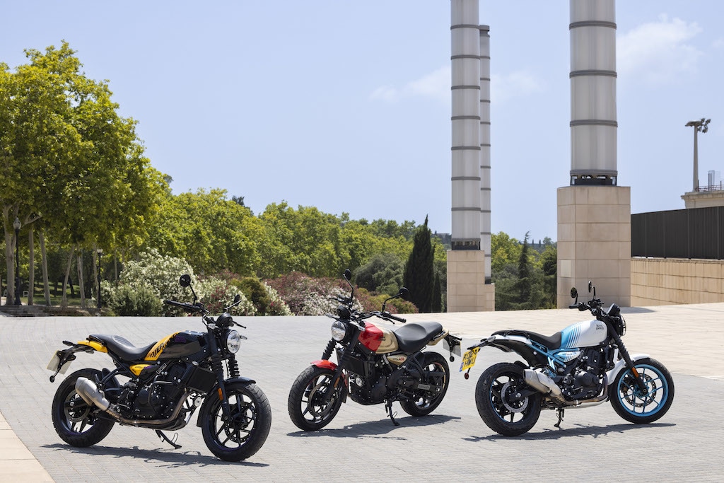 Royal Enfield, arriva la Guerrilla 450: LE FOTO della prova