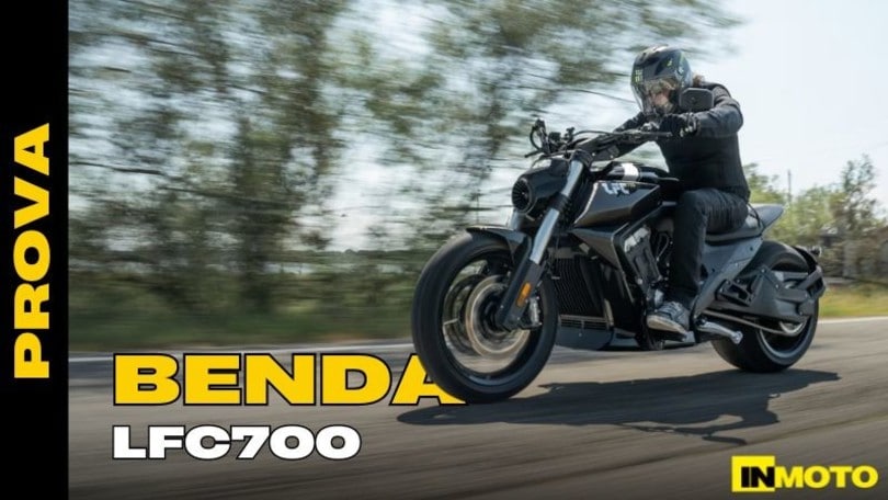 Prova BENDA LFC 700, un alieno a due ruote!